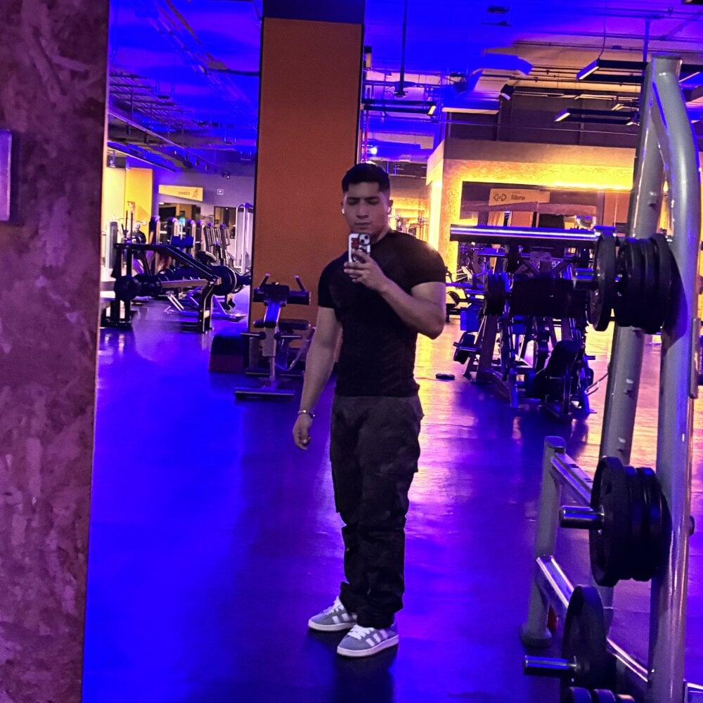 ReprovedAzure's Offline XXX Chat