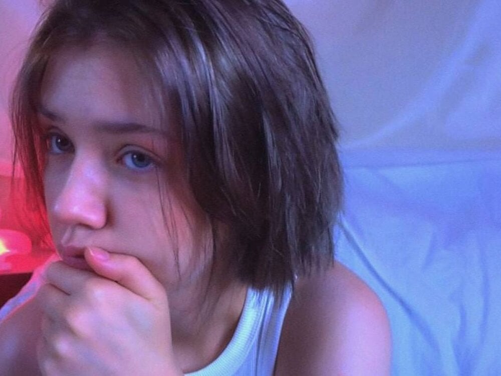 livesex.fan steinamillerr livesex profile in im-hiding-in-a-cave-on-the-edge-of-finland cams