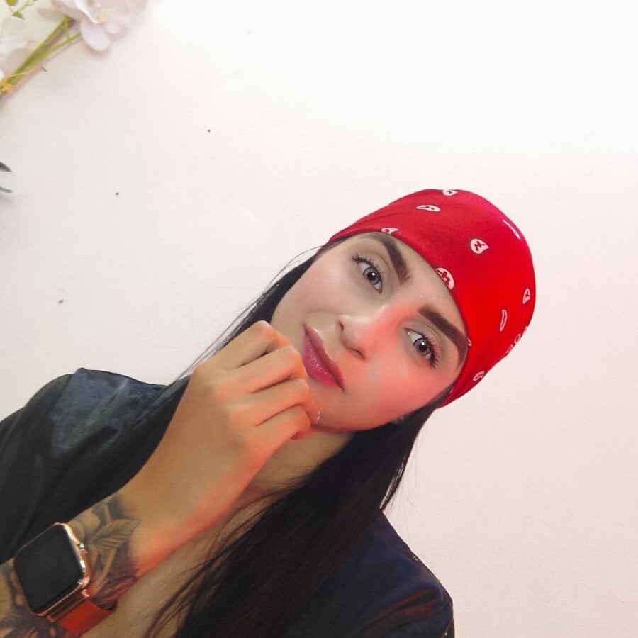 victoria_cambell_ profile