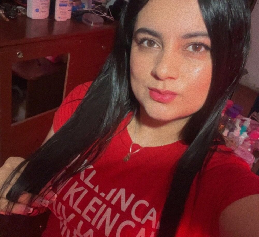 diamont_bons from stripchat