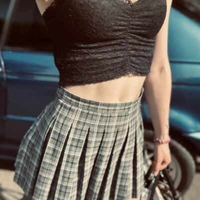 ScarlletStar Female Mobile Online Cam Nude