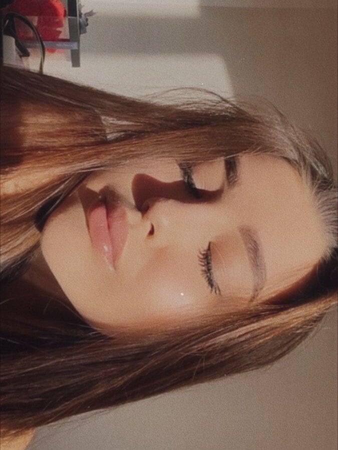 nurrr_ Offline XXX-Chat