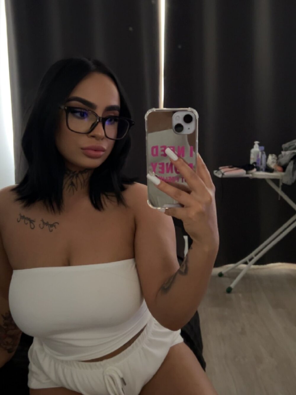 shy_kim 🤶 nude show