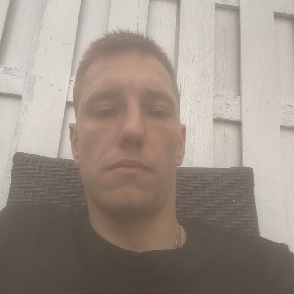 Sexmichalxd's Offline XXX Chat