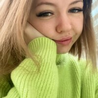 CarolynCruz's Offline XXX Chat