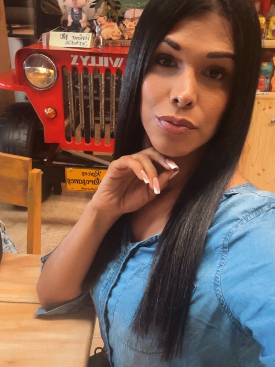 Sweets_Hanna Offline XXX Chat