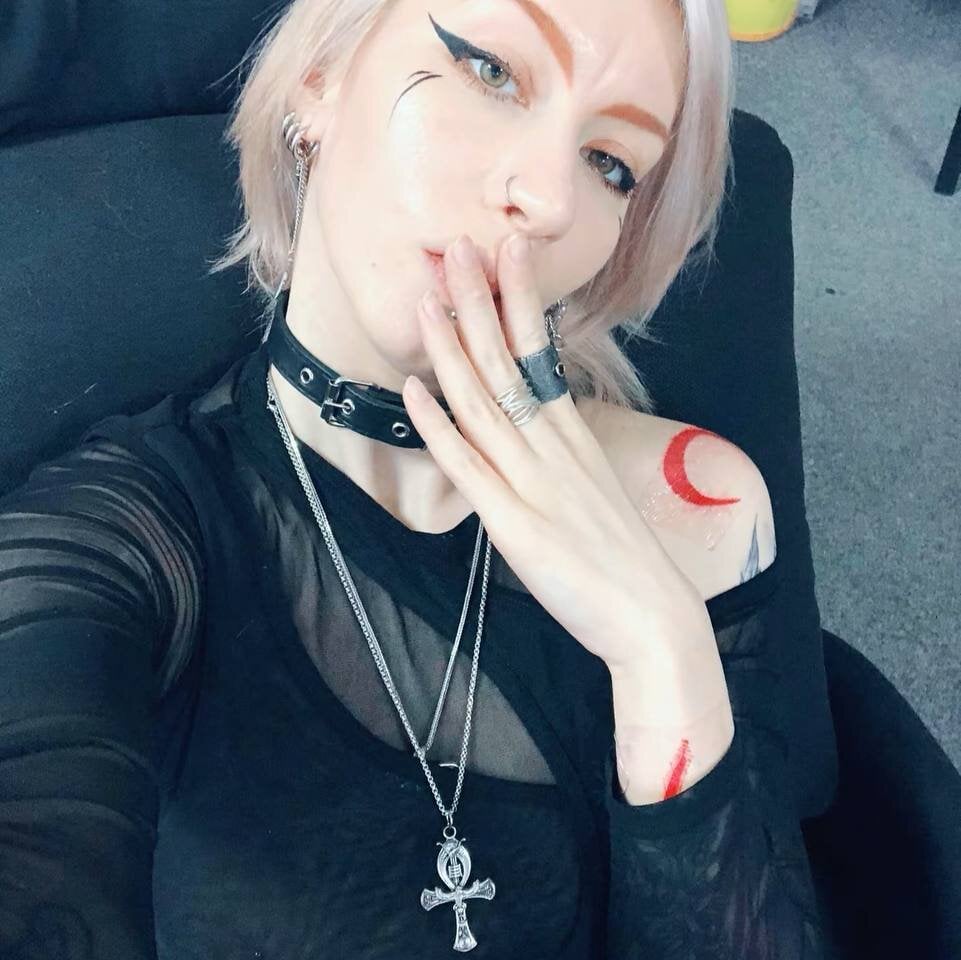 xxx-topcamgirls.com auralili livesex profile in we-call-it-the-city-of-eternal-spring-medellin-colombia cams