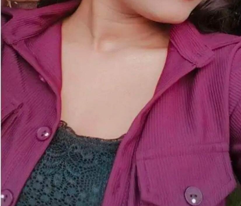 pornsexycams.com queen_of_delhi livesex profile in if-you-have-dreams-i-will-be-in-them cams