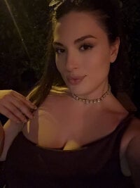 pelinnnsuu's Offline Chat Room