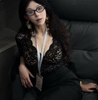 TY-One's webcam live show