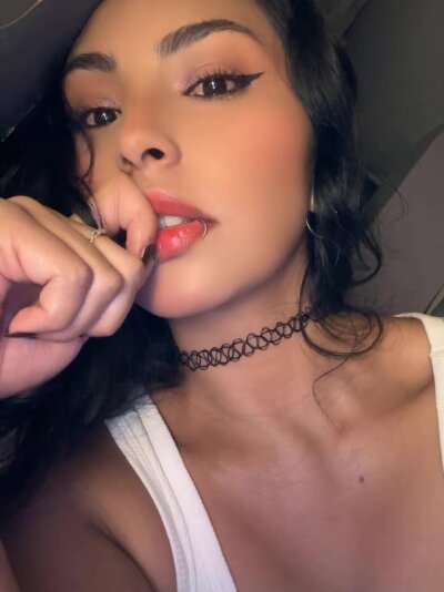 dahyliin01 from stripchat