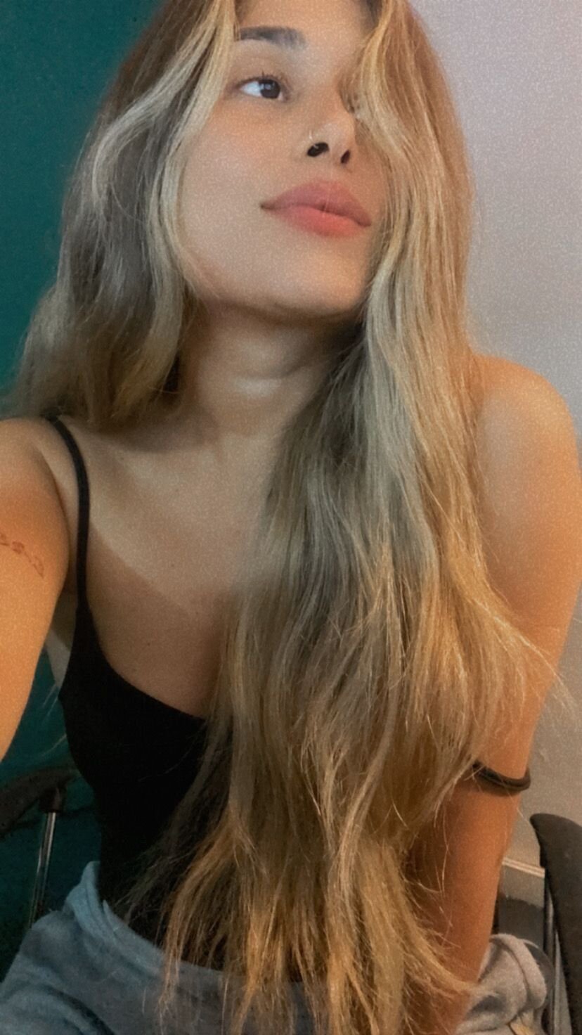 ANNAVIICTORIA_