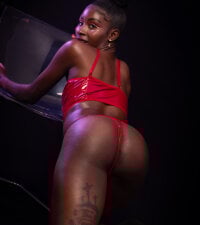 Kloee_12's webcam live show