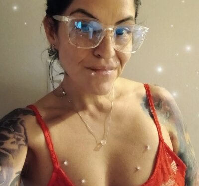 inkedbunmom83 Avatar