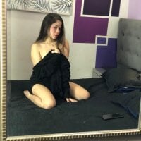 LittleCheerry's webcam live show