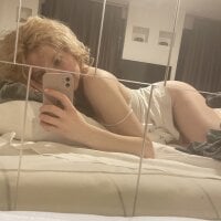 Princess_Rosy55's Offline Chat Room