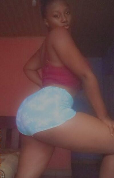 Curvy_Layra 🎺 nude show
