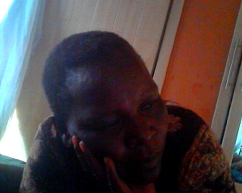 Live sex webcam photo for Grannygeexx #280943593