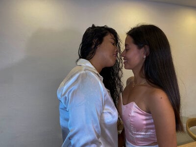 Dilan_y_Mia - lesbians