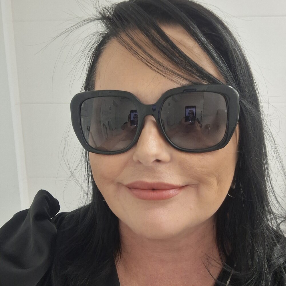 Antonella0102's most recent online preview