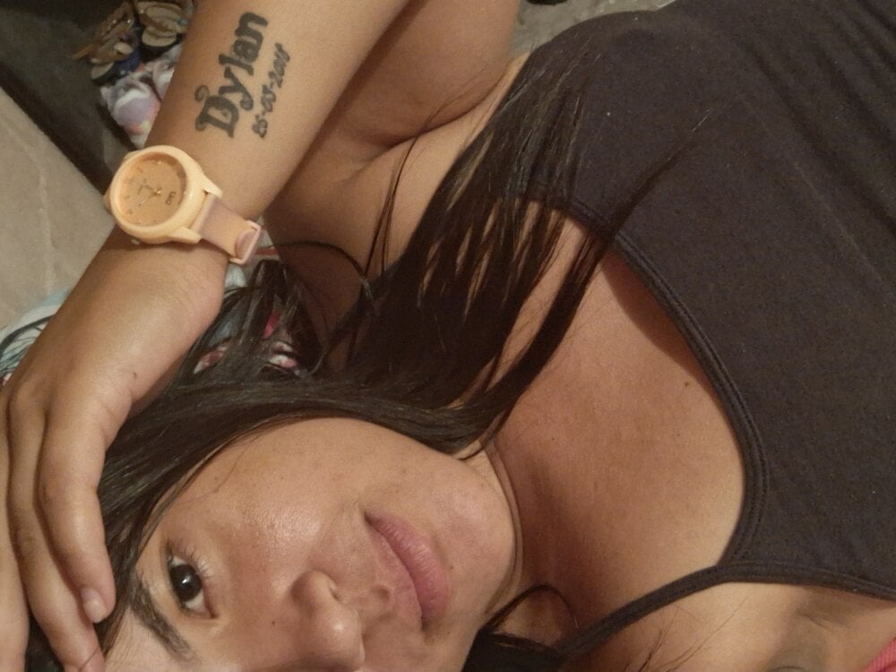 Hottuchec – Offline XXX chat