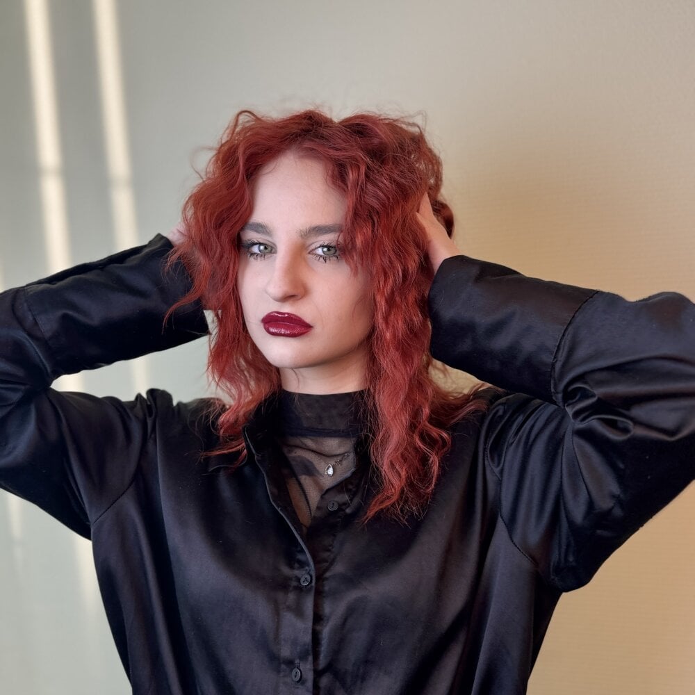 rudecam.live naidagresco livesex profile in caucasian cams