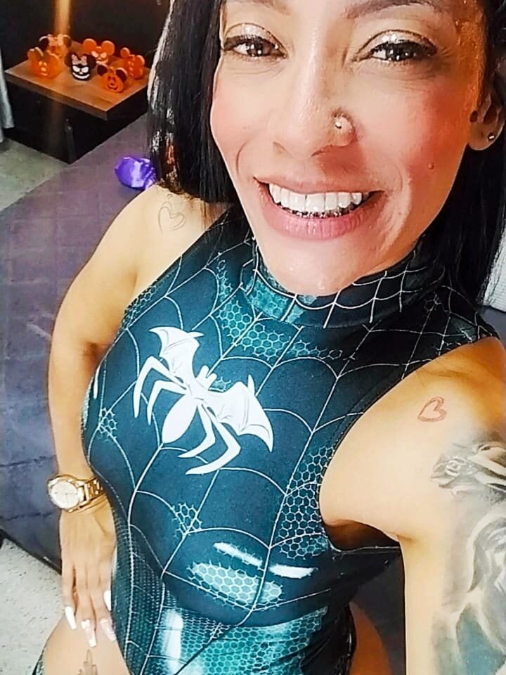 Live sex webcam photo for NiicolleMiller #290088834