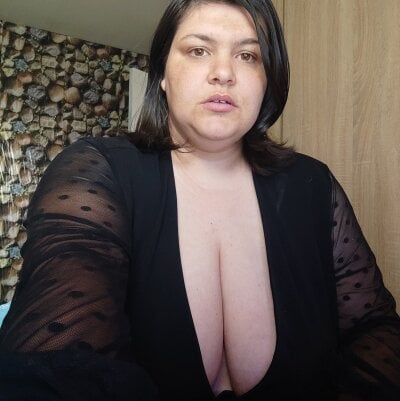 IONY_SEXY_LIPS Female Brunettesyoung Online Cam Sex