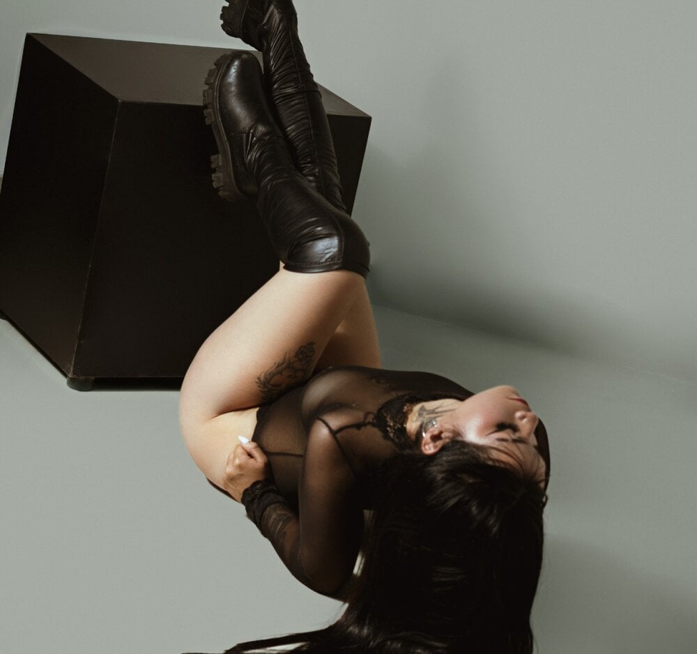 Paula_taylor_ profile