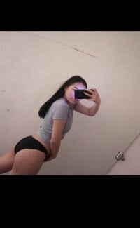 boom_baby_girl's Offline Chat Room