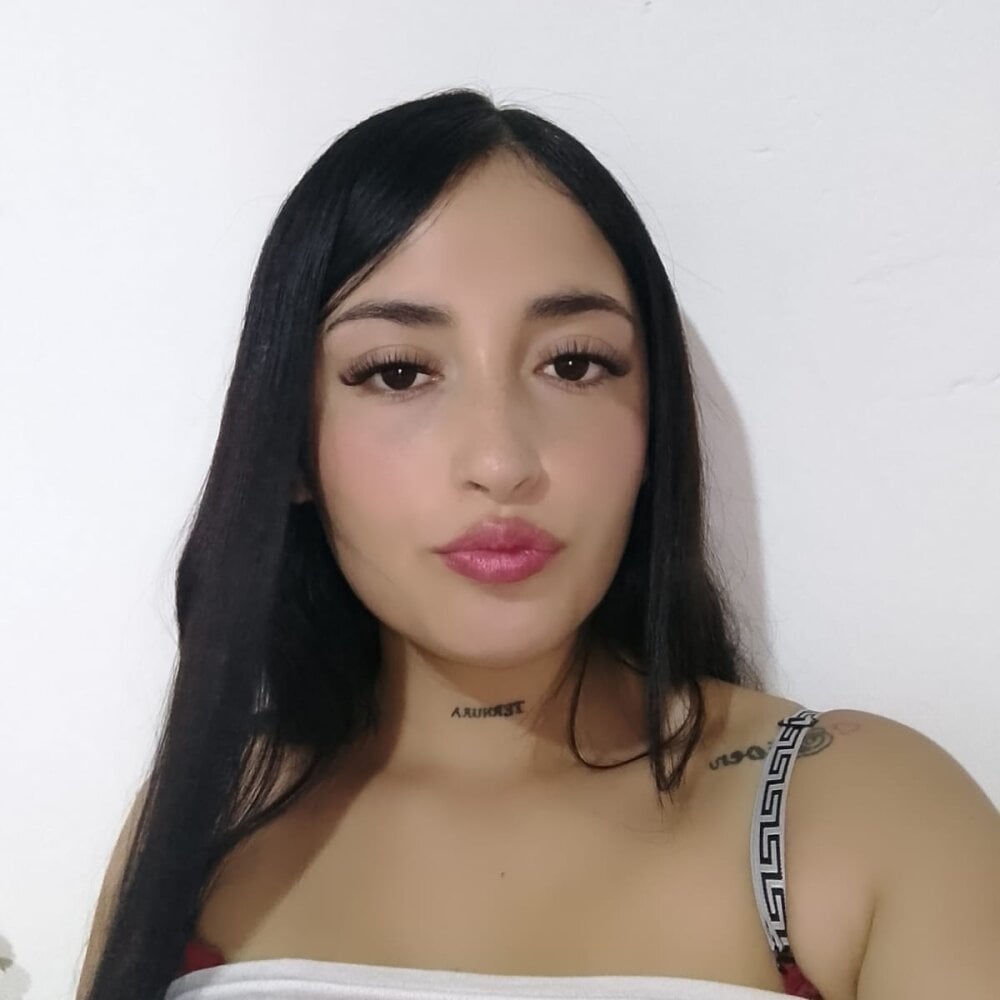 _daniela_foxx