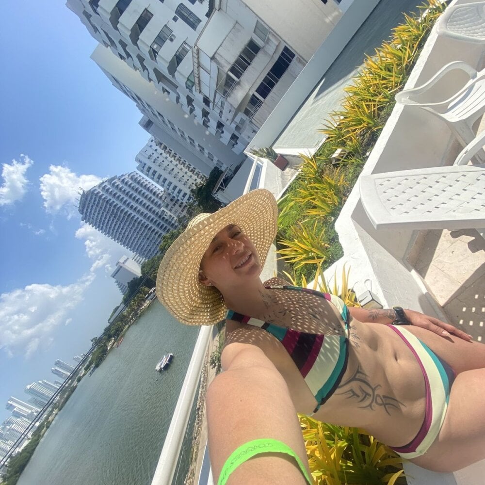 laguerta_ profile
