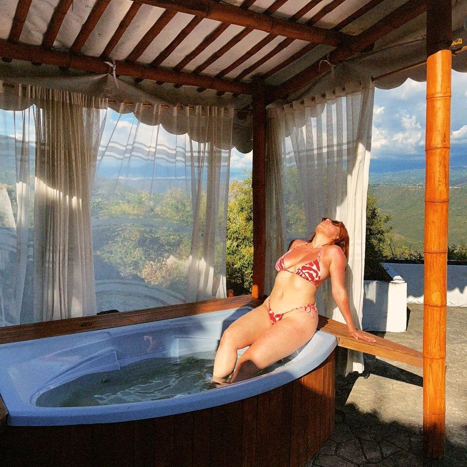 badgirlwebcam.com amapola_bell livesex profile in with-a-broken-heart cams