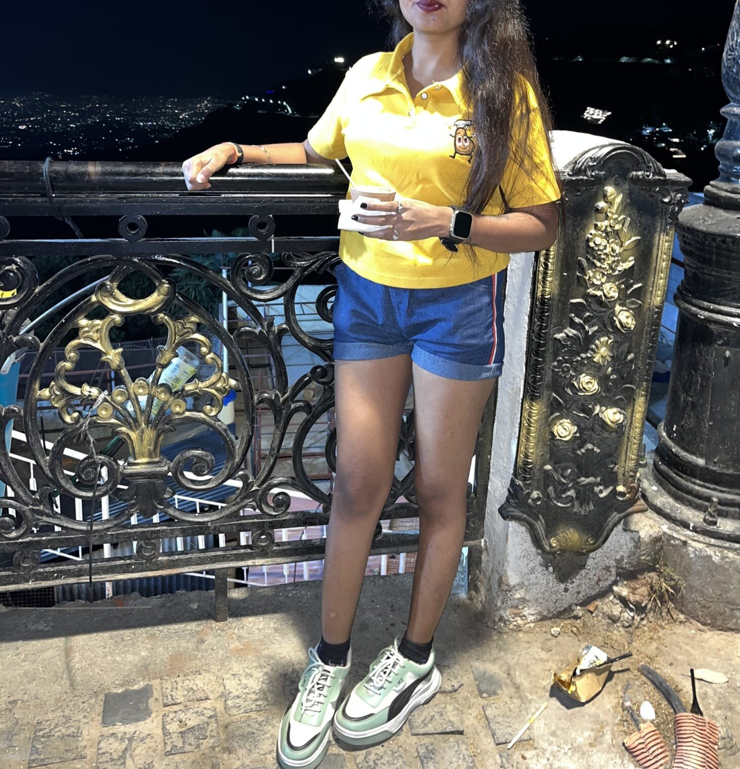 Qunee_lela