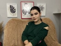 Cornelia_Weells_'s Offline Chat Room