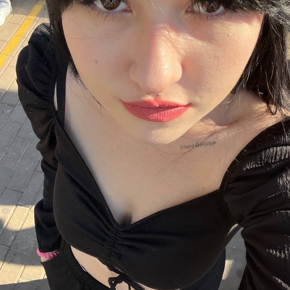 EugeniaDainty profile