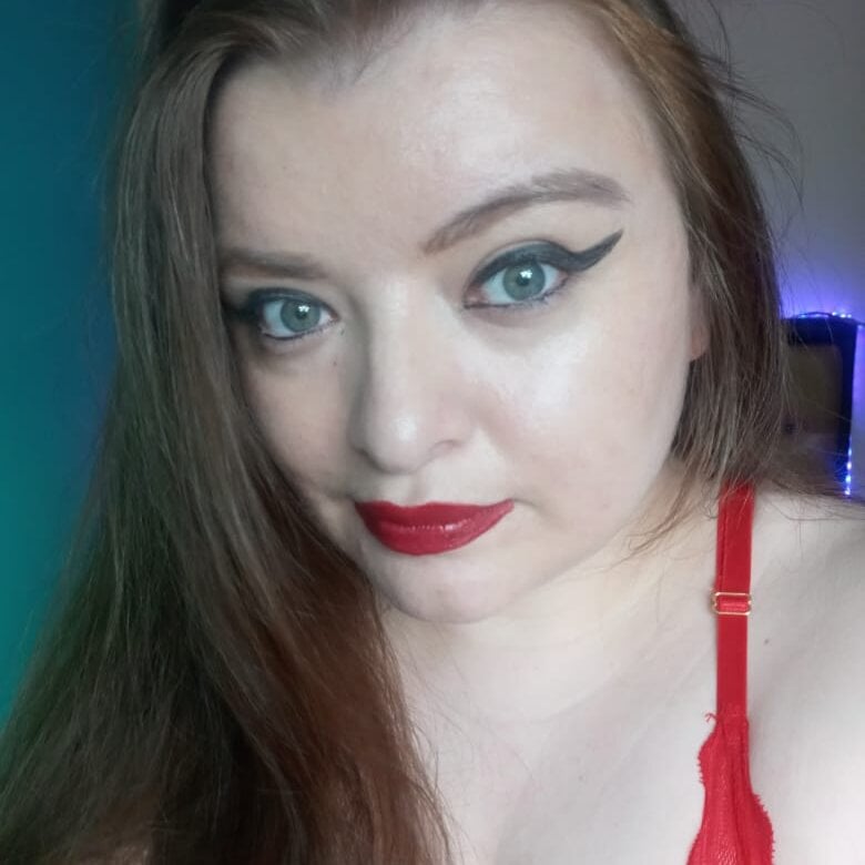 Queensamantha777's Offline XXX Chat
