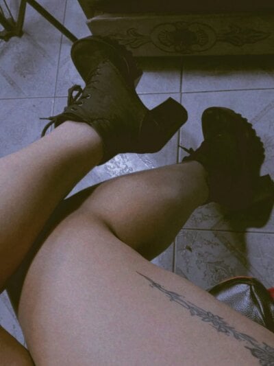 Mia_Extreme