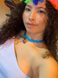 pulgarsita__'s Offline Chat Room