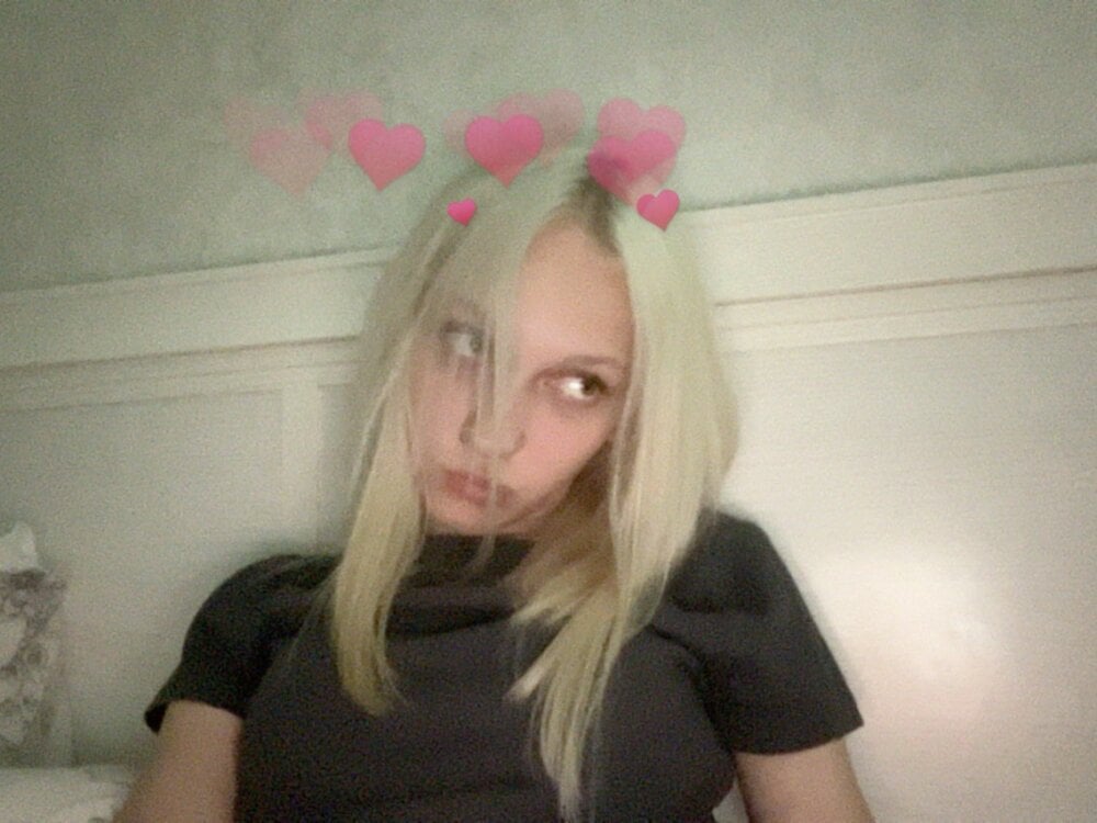 free6cams.com eclipseaa livesex profile in hidden-sand-village-us cams