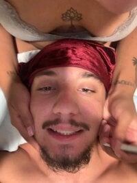 Vanilla5creaming's Offline Chat Room