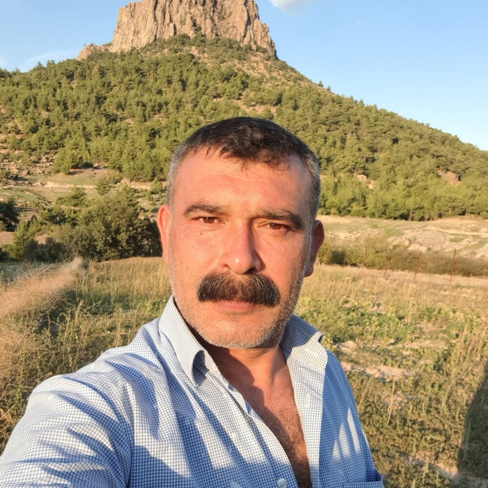 meroglu45 from stripchat