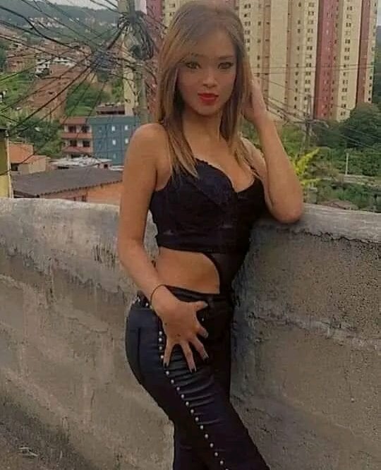 stripchat bambi_10 webcam profile pic via cheapadultsexcams.com