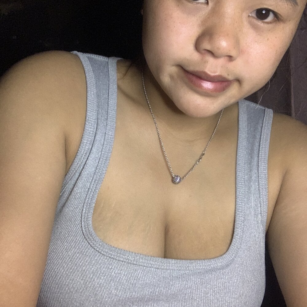 stripchat sug04 webcam profile pic via free6cams.com