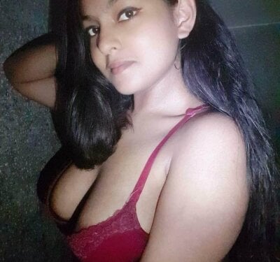 Live Sex Chat with Simrandeshipp on Cam-2-Cam Sex Show