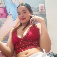 Sweet-dirty-couple69's Offline Chat Room