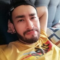 Curious_straightt's Offline Chat Room
