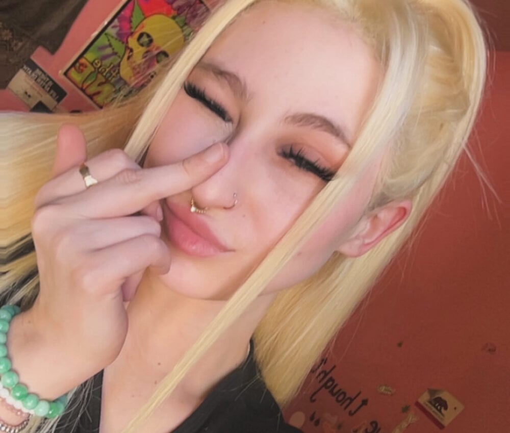 Babyyangel420 Chat XXX offline