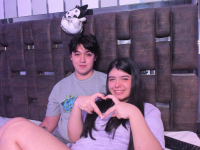 EmilyANDrew_ - Live Cam