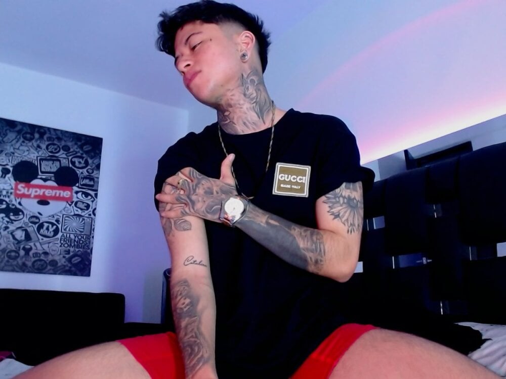 dannystone from stripchat